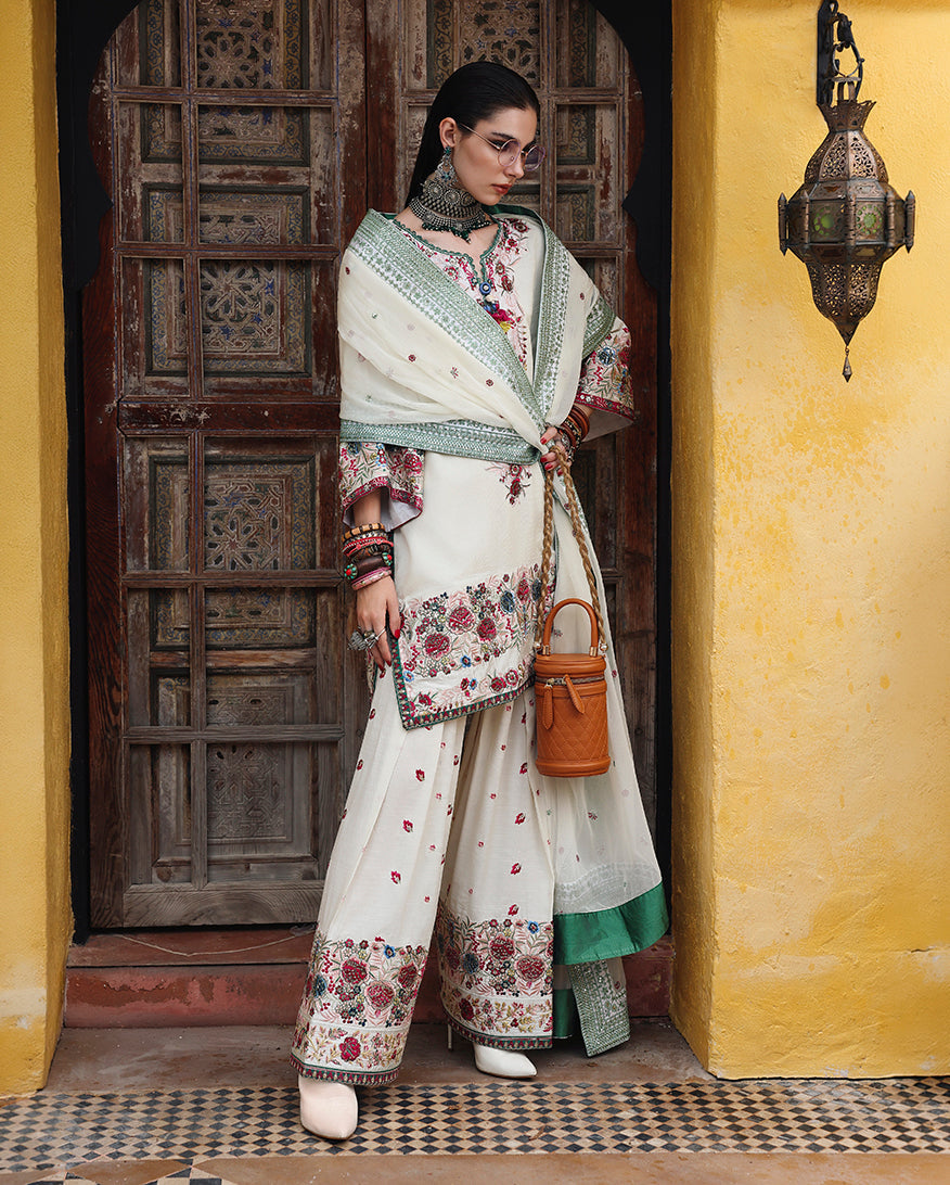 Viviennerose_3 Mushq Nuvera Silk Vivienne Rose– VivienneRose 3