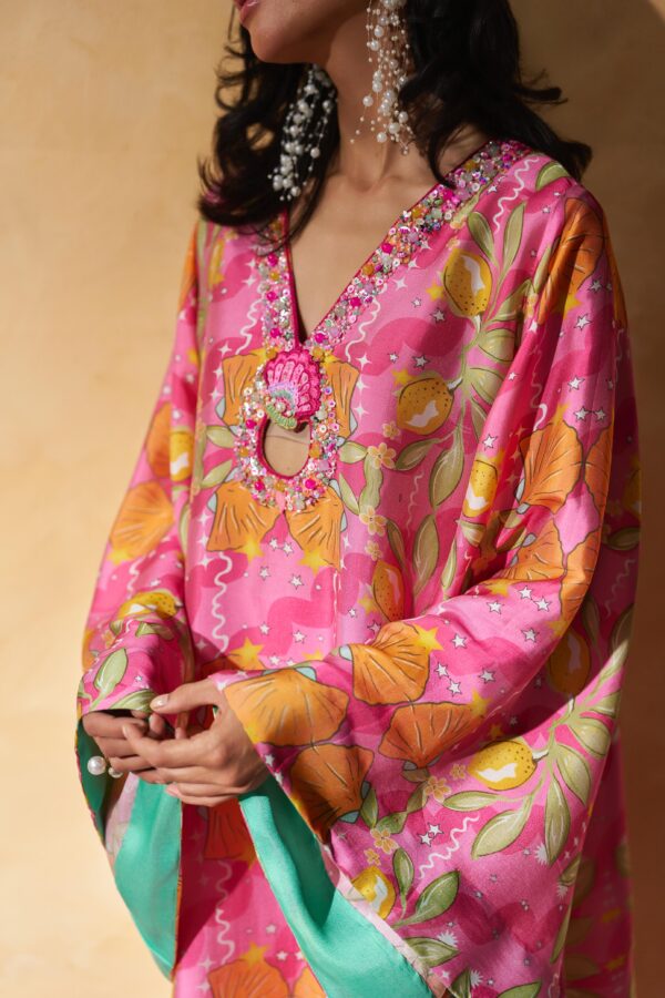 Zarha Nur Kaftaan Pink Lemonade– WhatsAppImage2026-01-19at07.01