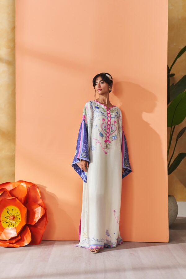 Zarha Nur Kaftaan Stellar Bloom