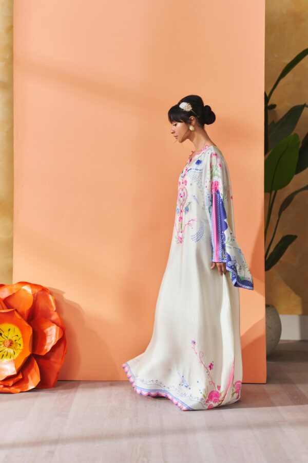 Zarha Nur Kaftaan Stellar Bloom– WhatsAppImage2026-01-19at07.04.46 2