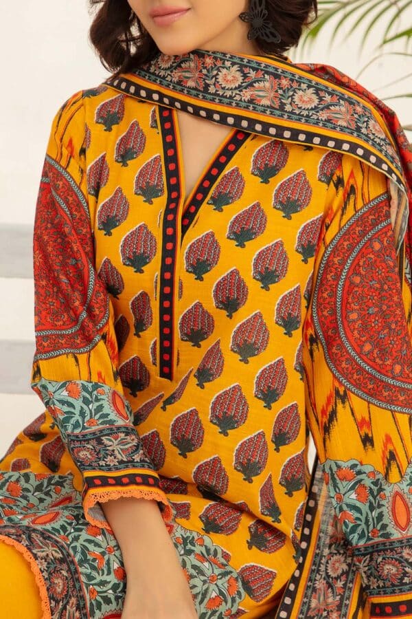 Zari-cotton-dupatta-khaddar-shirt-dyed-trouser-gulahmed-sd-52180-close-1 Gul Ahmed Winter 2026 - 3 Piece Printed Khaddar Suit with Zari Cotton Dupatta– Zari-Cotton-Dupatta-Khaddar-Shirt-Dyed-Trouse