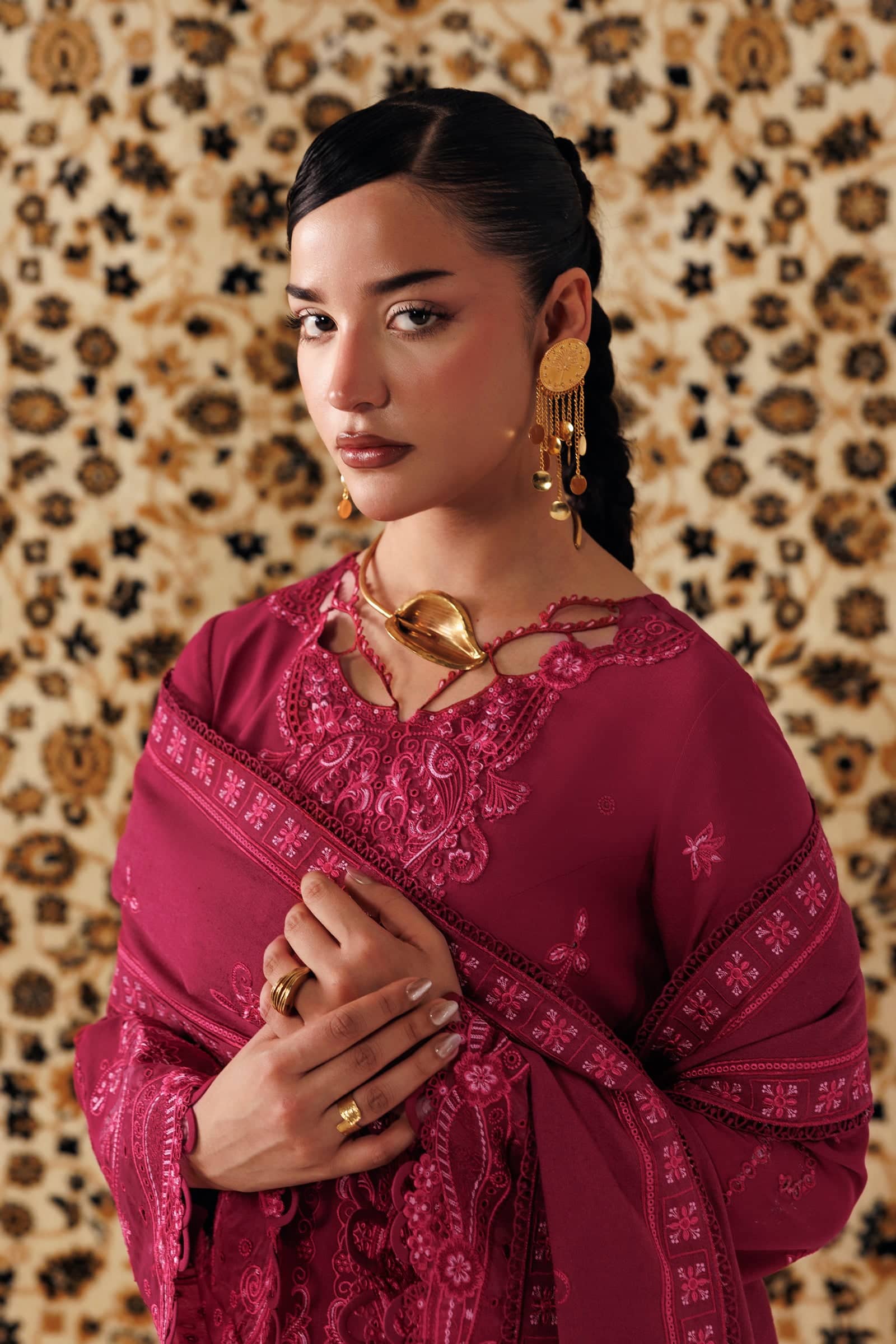 Qline linen '26 qalamkar | qlw-02 aleena– detail view 7 Qline Linen '26 Qalamkar | QLW-02 ALEENA– detail view 7
