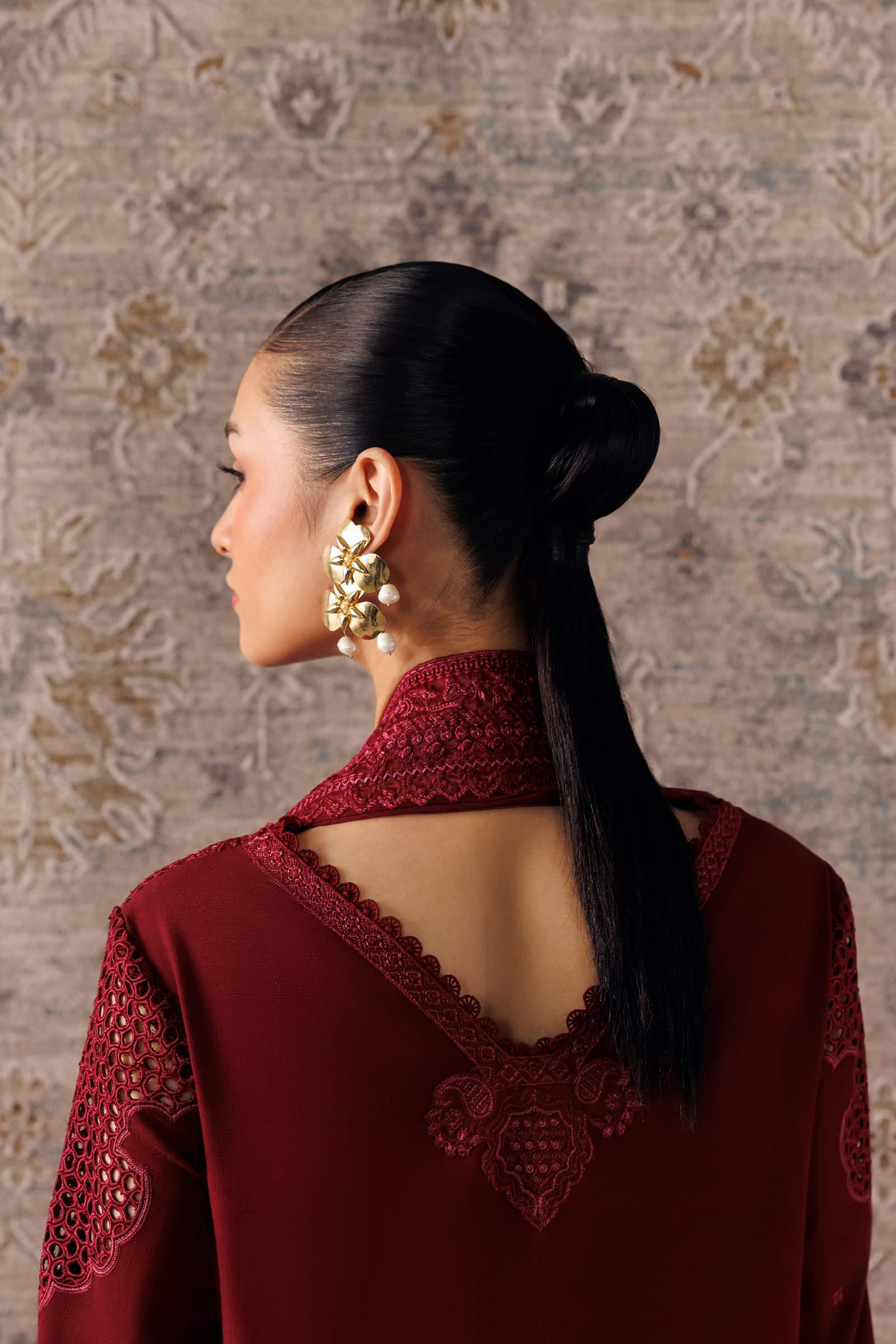 Qline linen '26 qalamkar | qlw-08 neirah– detail view 6 Qline Linen '26 Qalamkar | QLW-08 NEIRAH– detail view 6