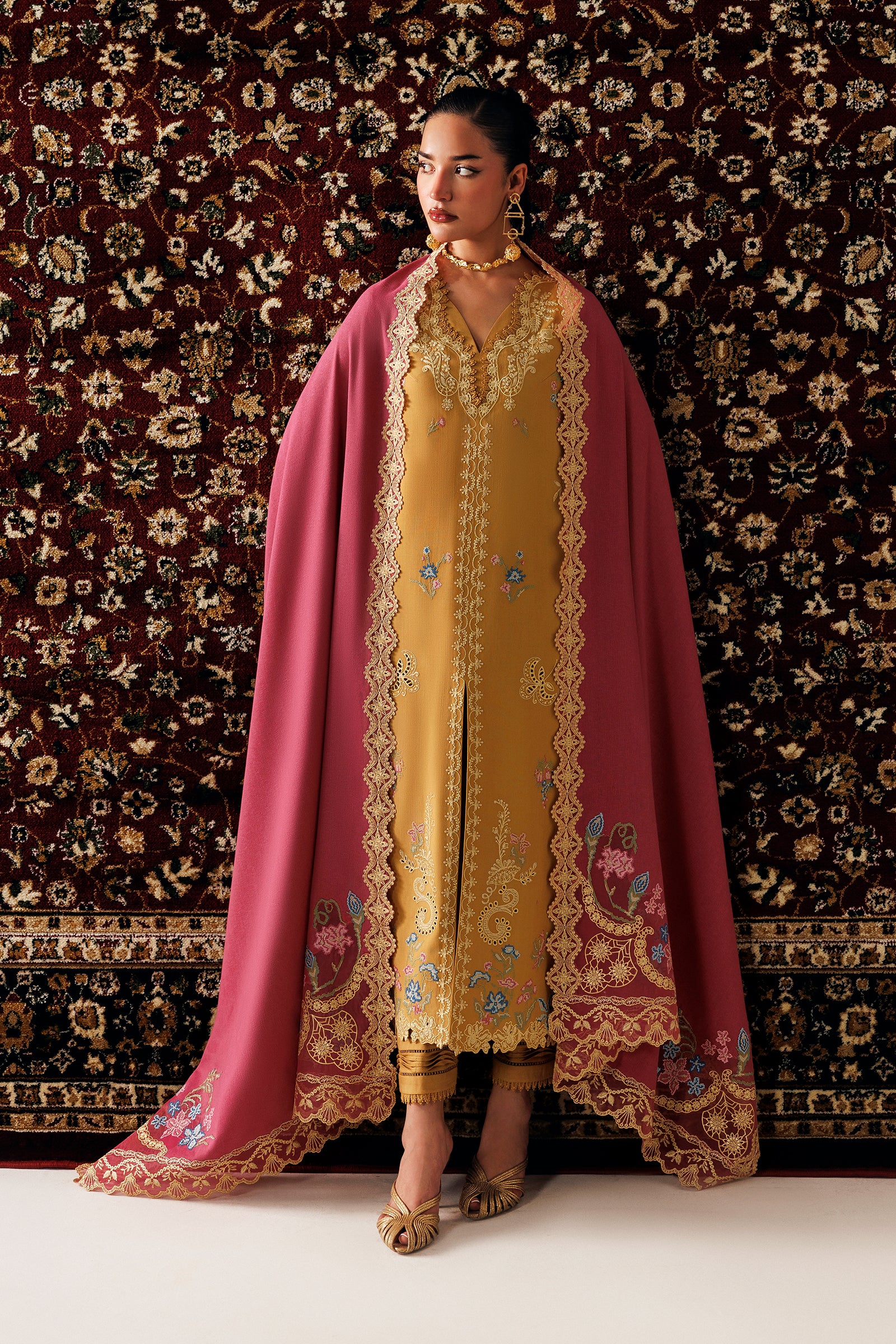 Qline linen '26 qalamkar | qlw-06 nyra– alternate view Qline Linen '26 Qalamkar | QLW-06 NYRA– alternate view