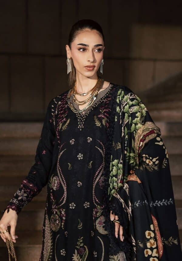 Maya Linen by Nureh