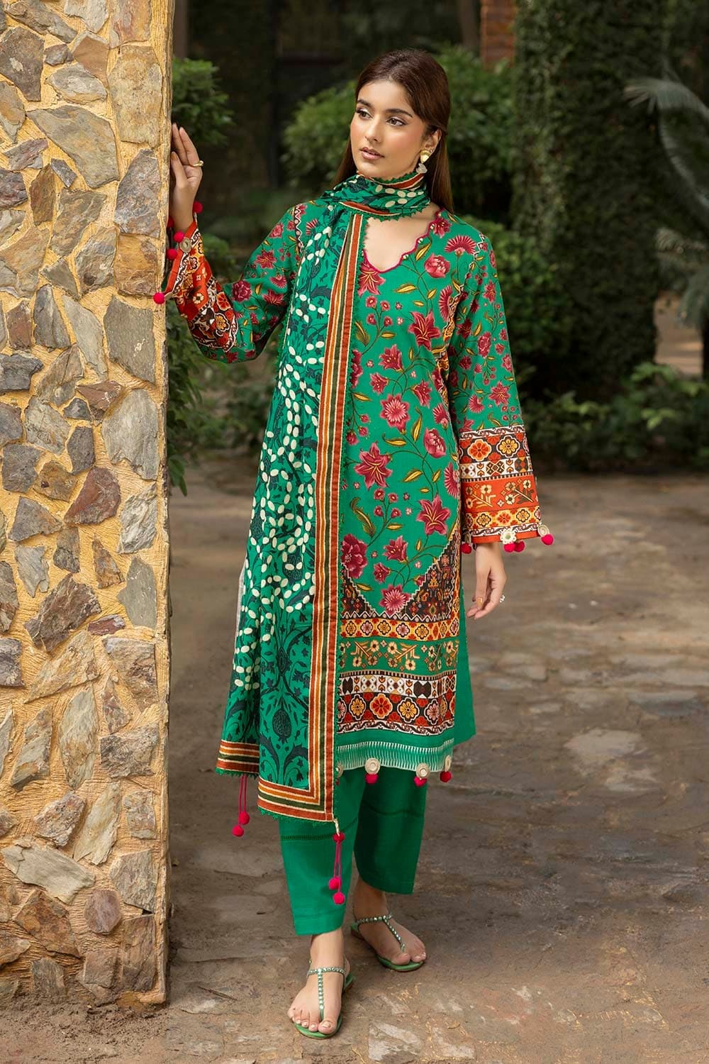 Gul ahmed winter 2026 - 3 piece unstitched printed khaddar suit Gul Ahmed Winter 2026 - 3 Piece Unstitched Printed Khaddar Suit