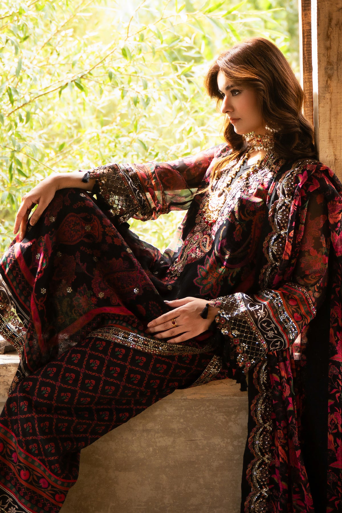 Charizma vasal winter v2 2026 3-pc unstitched embroidered chiffon collection vslw6-16– detail view 4 Charizma Vasal Winter V2 2026 3-PC Unstitched Embroidered Chiffon Collection VSLW6-16– detail view 4
