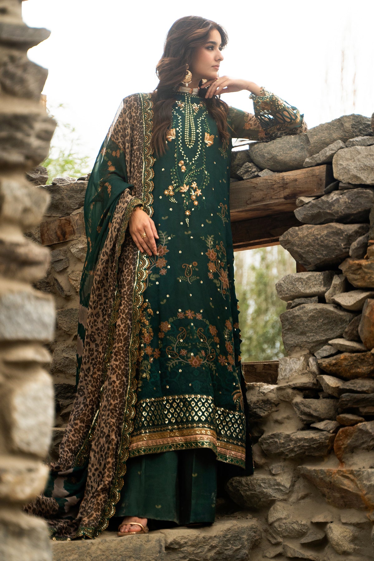 Charizma vasal winter v2 2026 3-pc unstitched embroidered chiffon collection vslw6-14– detail view 3 Charizma Vasal Winter V2 2026 3-PC Unstitched Embroidered Chiffon Collection VSLW6-14– detail view 3