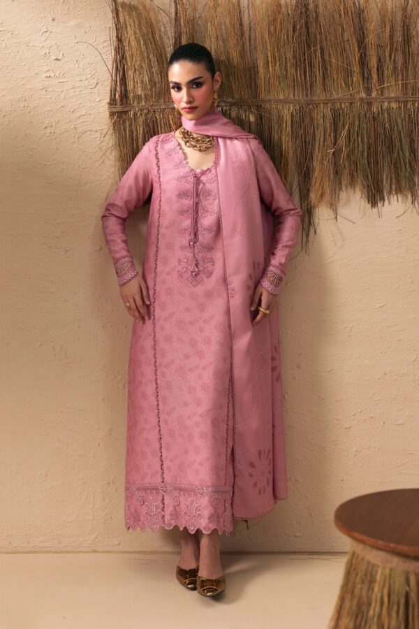 Qalamkar QPrints Winter 26 QPW-07 (A) Seema– 13 9 Qalamkar QPrints Winter 26 QPW-07 (A) Seema– 13 9