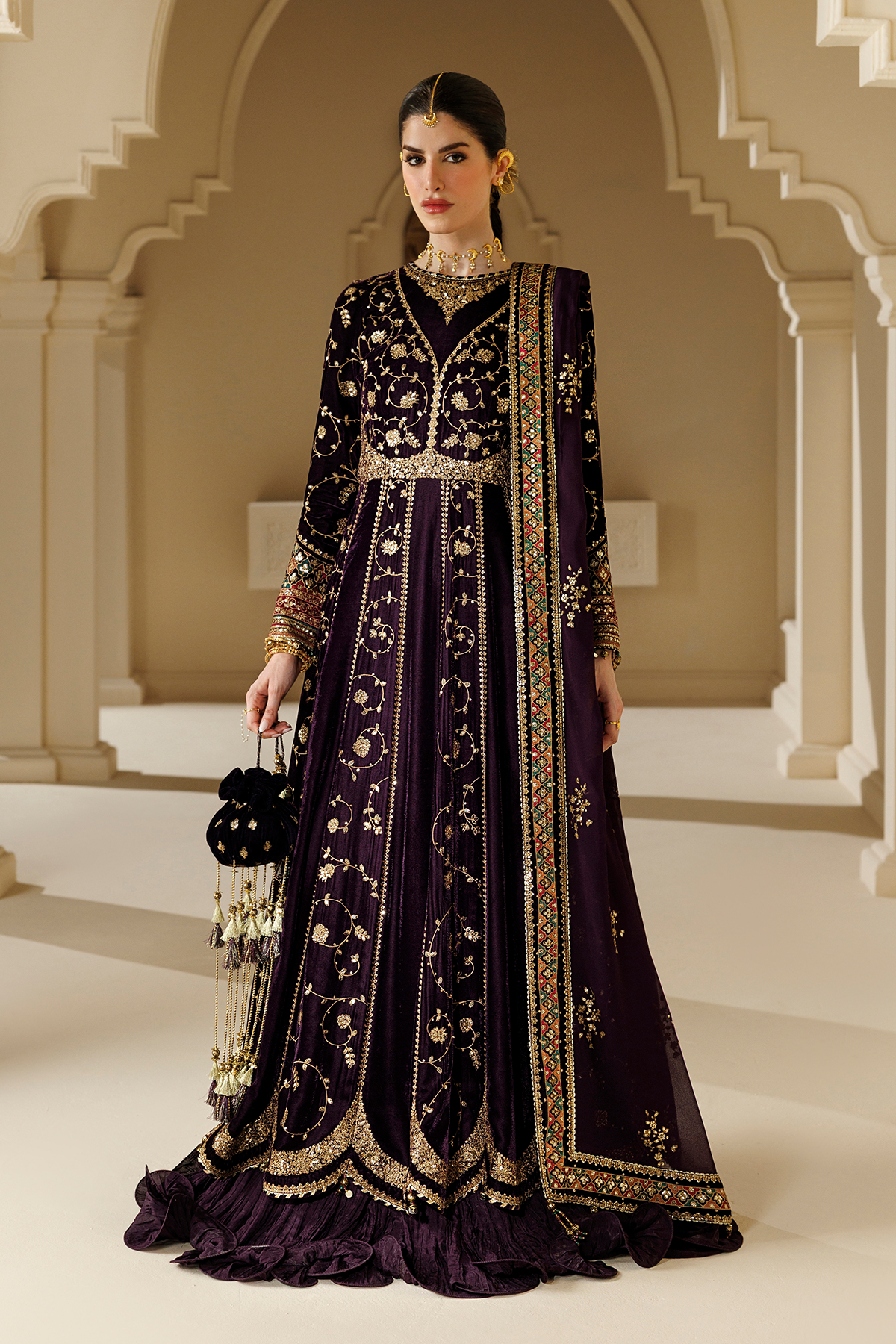 1l8a3570 Jazmin Chandni Velvet Formals 26 Embroidered Velvet Formal CVF26-D03– 1L8A3570