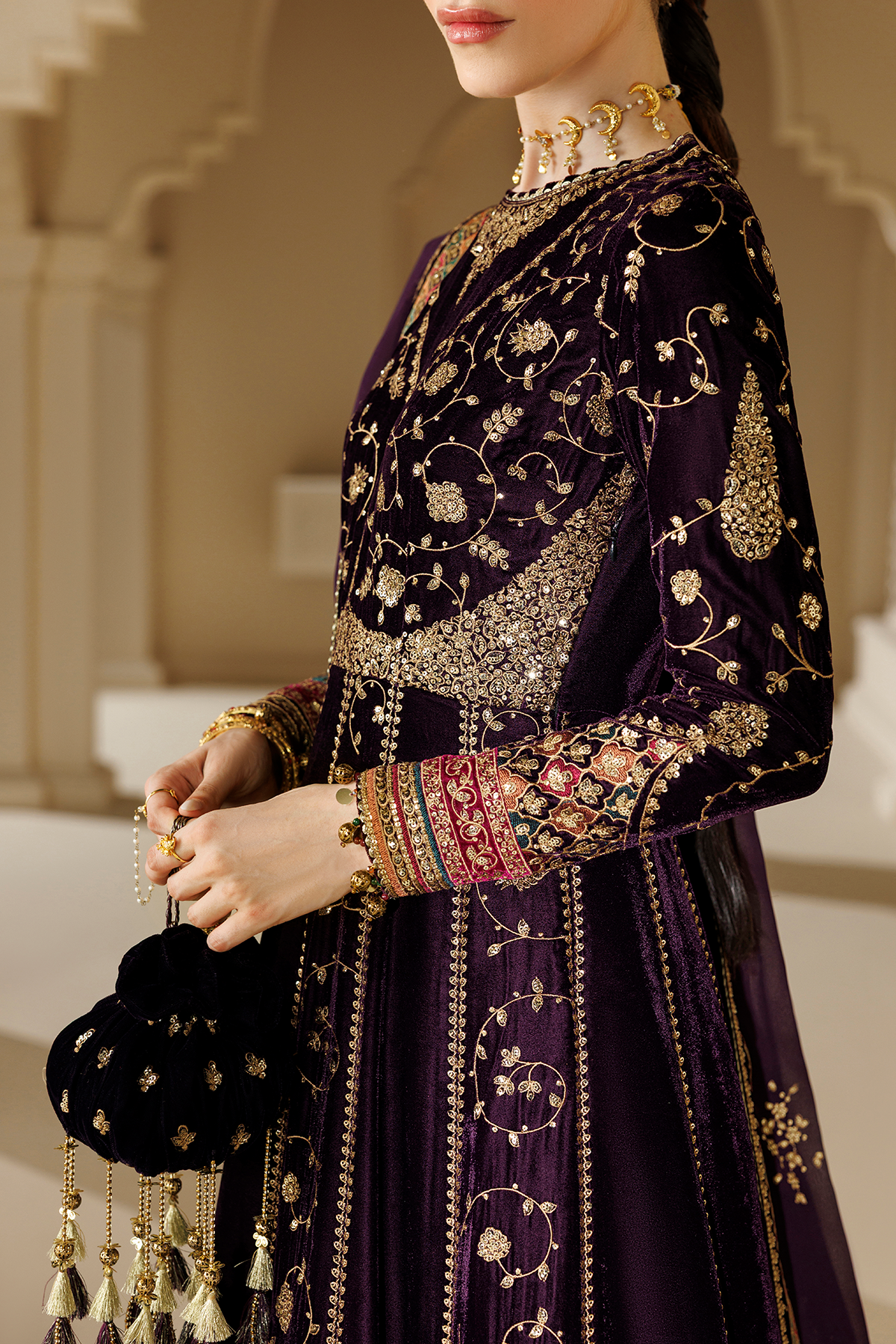1l8a3609 Jazmin Chandni Velvet Formals 26 Embroidered Velvet Formal CVF26-D03– 1L8A3609