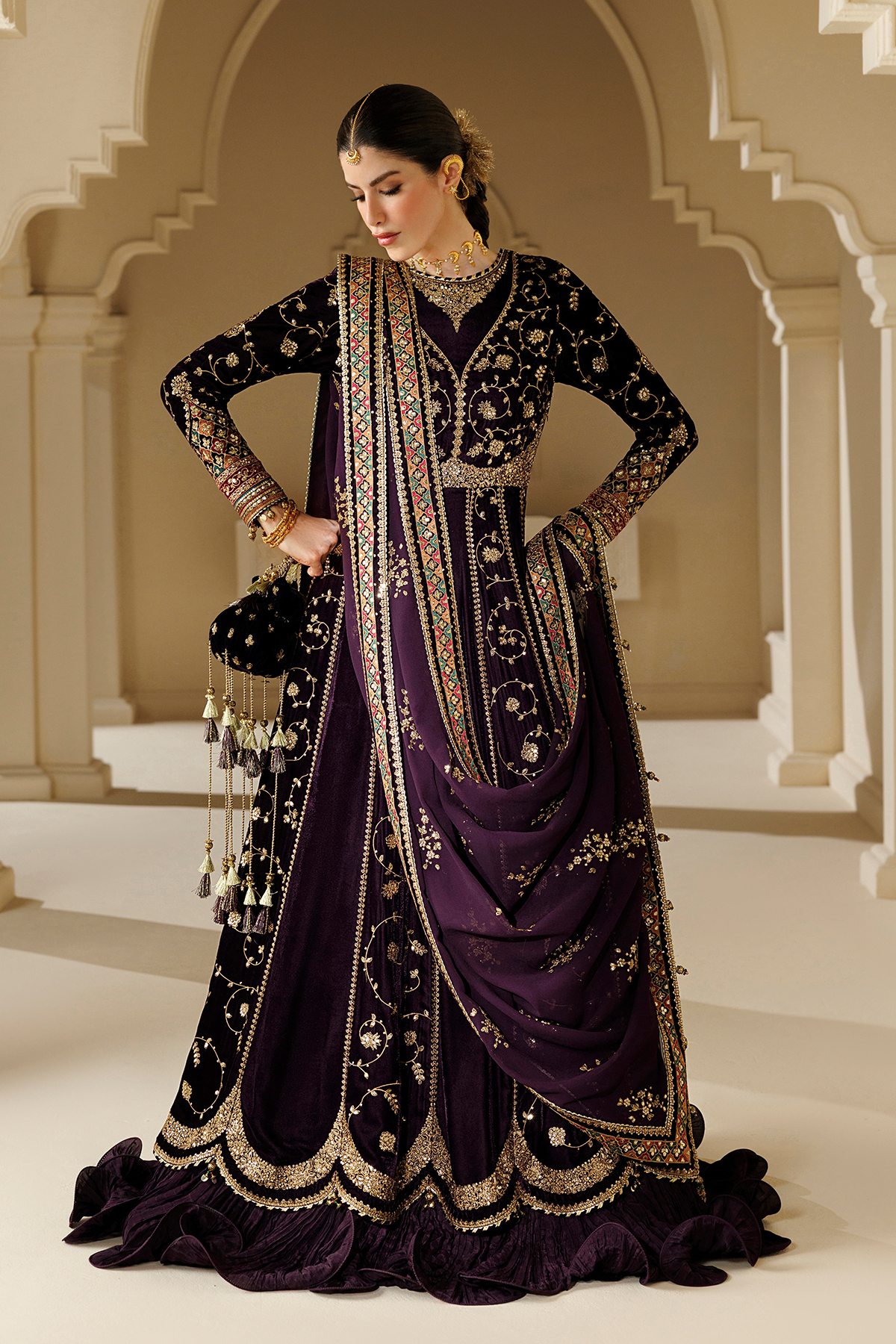 1l8a3729 Jazmin Chandni Velvet Formals 26 Embroidered Velvet Formal CVF26-D03– 1L8A3729