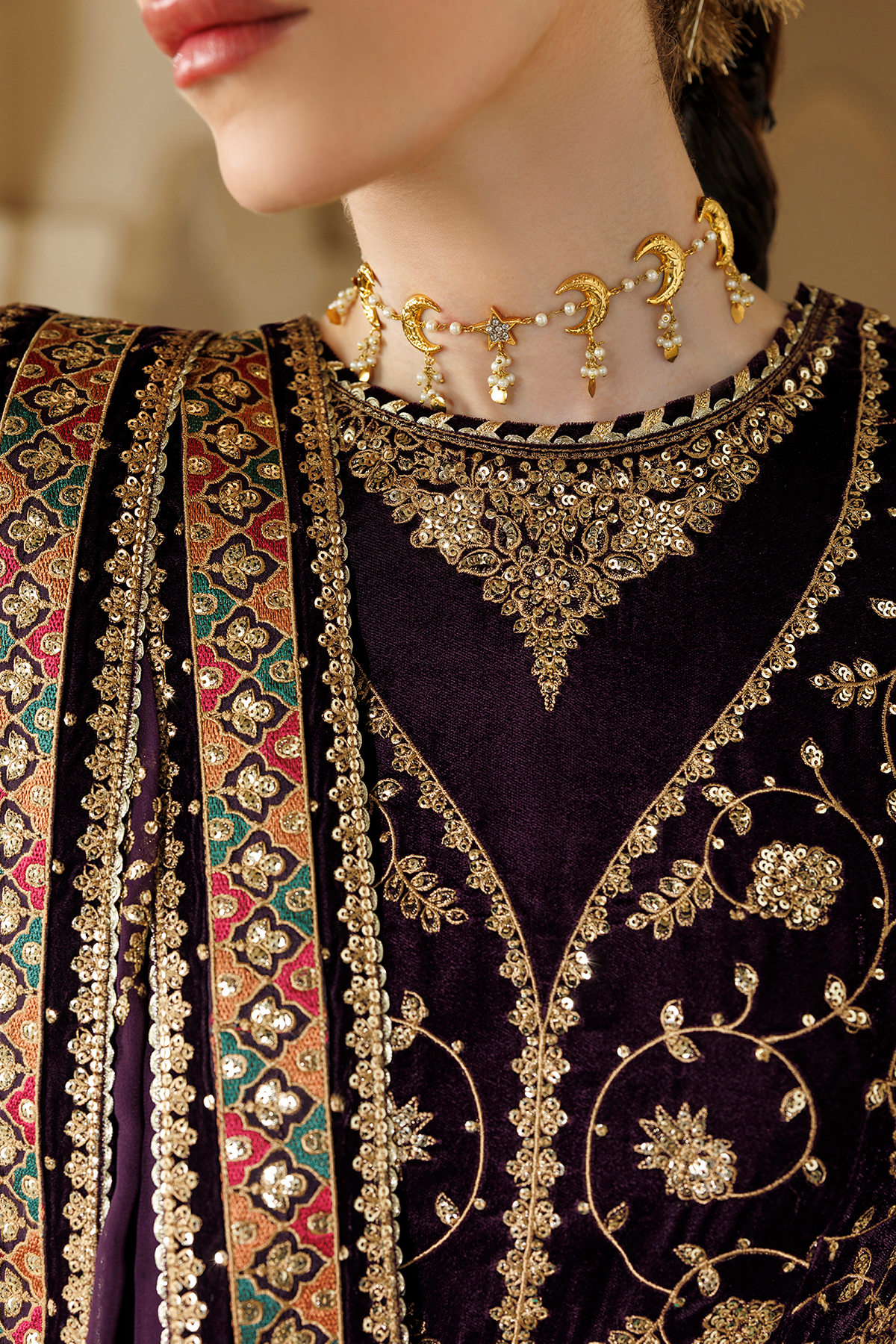 1l8a3741 Jazmin Chandni Velvet Formals 26 Embroidered Velvet Formal CVF26-D03– 1L8A3741