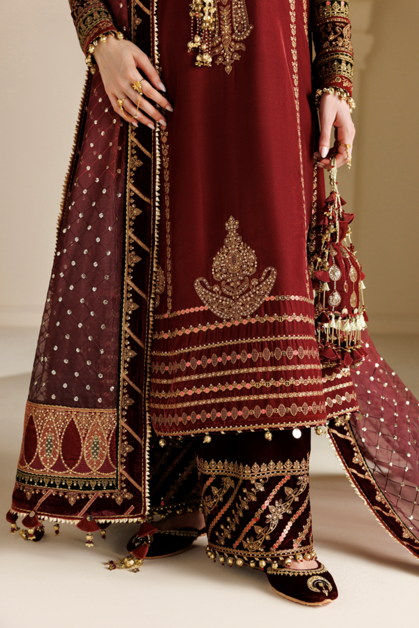 1l8a4298 Jazmin Chandni Velvet Formals 26 Embroidered Velvet Formal CVF26-D10– 1L8A4298