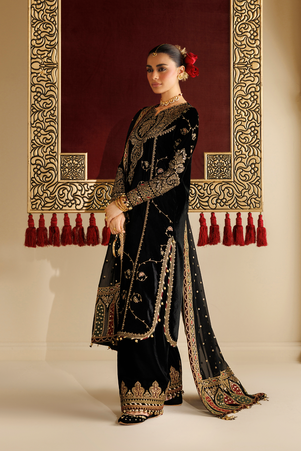 1l8a5296 Jazmin Chandni Velvet Formals 26 Embroidered Velvet Formal CVF26-D05– 1L8A5296