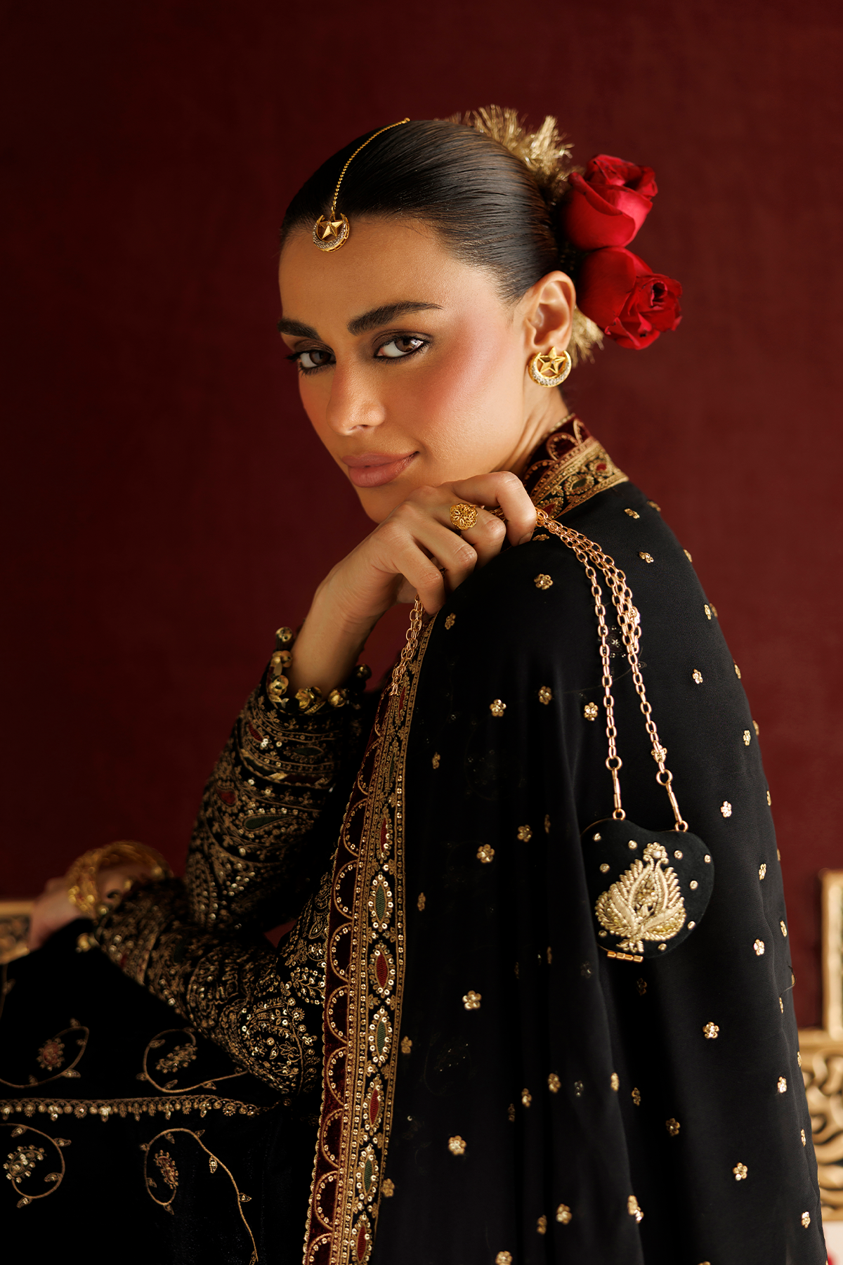 1l8a5357 Jazmin Chandni Velvet Formals 26 Embroidered Velvet Formal CVF26-D05– 1L8A5357