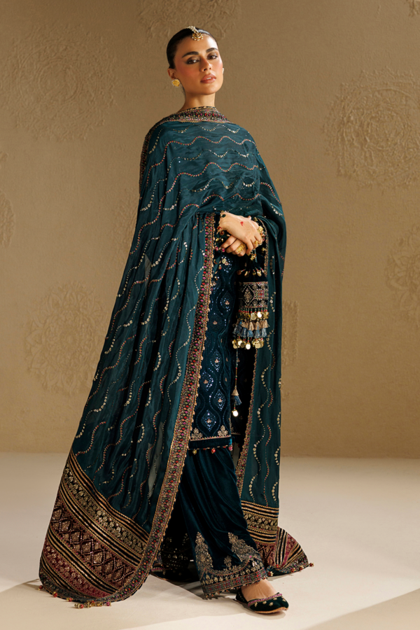 Jazmin chandni velvet formals 26 embroidered velvet formal cvf26-d02– 1l8a Jazmin Chandni Velvet Formals 26 Embroidered Velvet Formal CVF26-D02– 1L8A