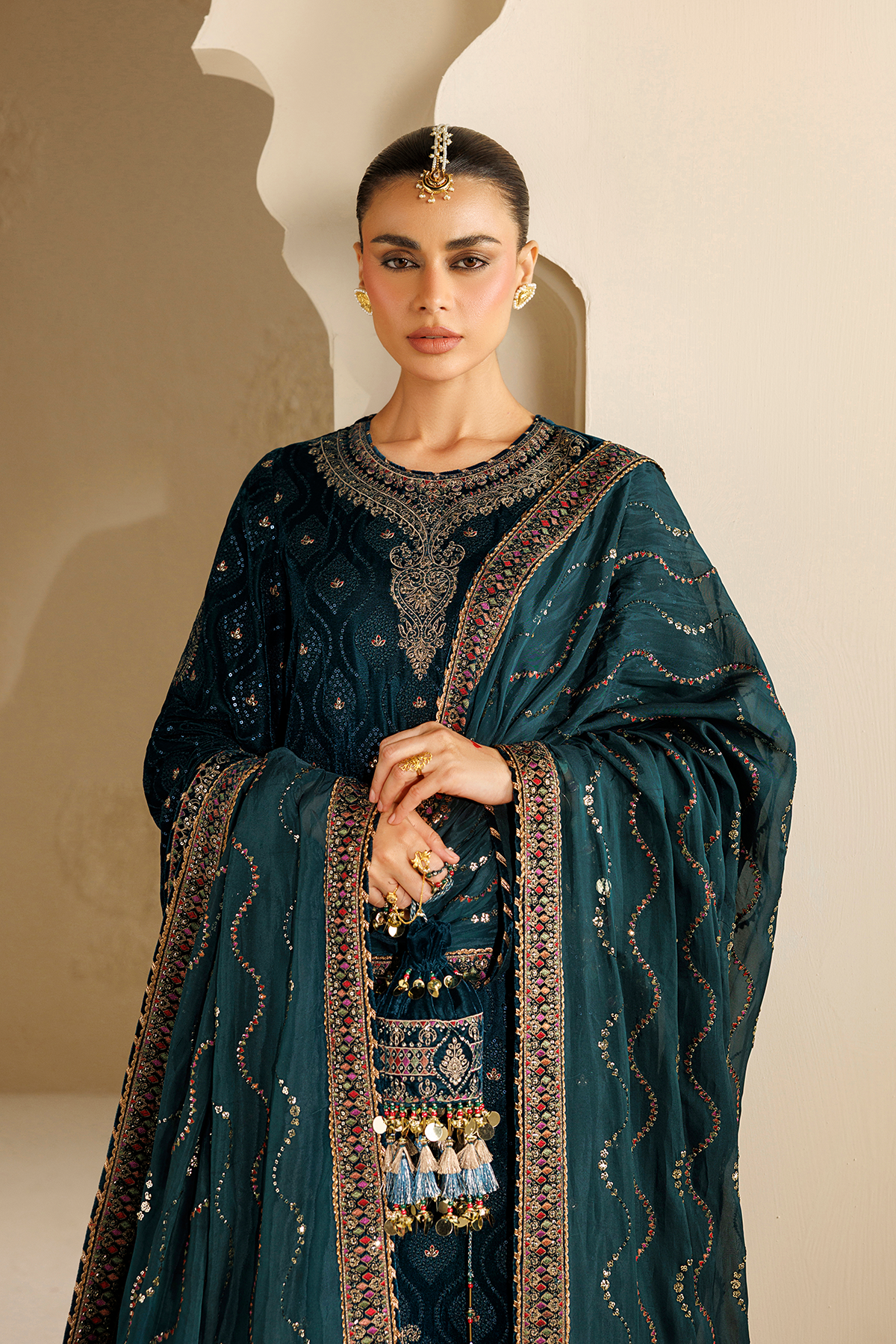 Jazmin chandni velvet formals 26 embroidered velvet formal cvf26-d02– 1l8a Jazmin Chandni Velvet Formals 26 Embroidered Velvet Formal CVF26-D02– 1L8A