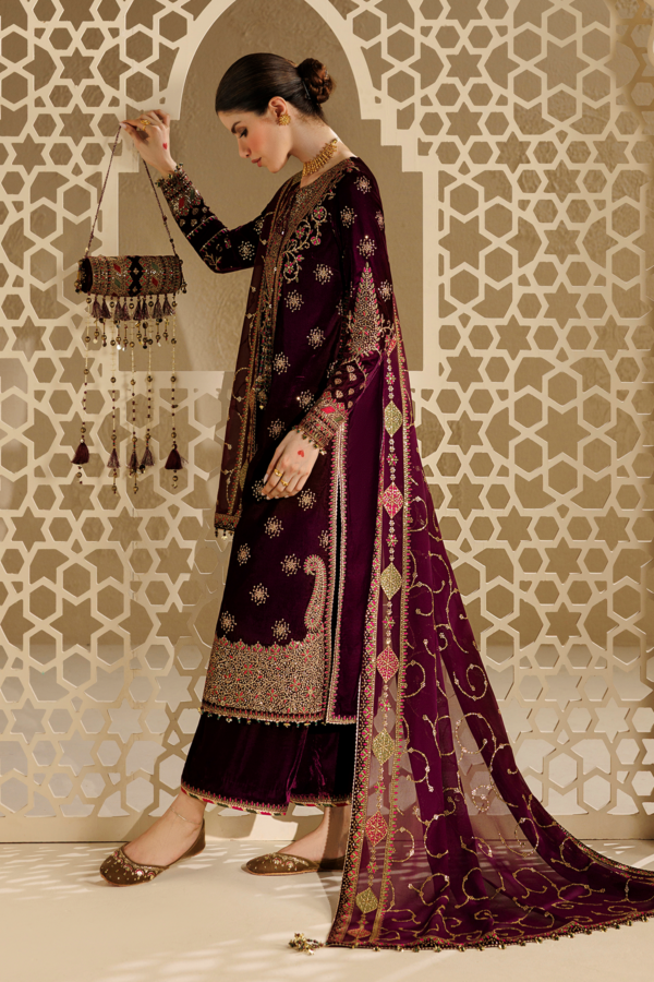 1L8A6105 Jazmin Chandni Velvet Formals 26 Embroidered Velvet Formal CVF26-D08– 1L8A6105