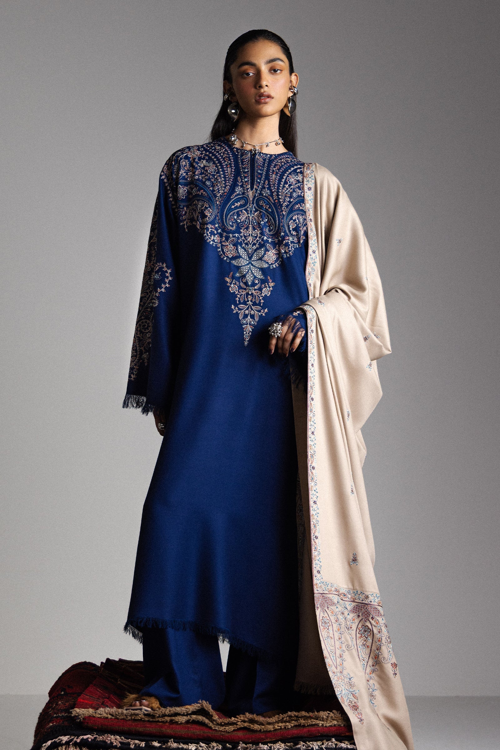Zara shahjahan saraab winter unstitched samarkand-d6 Zara Shahjahan Saraab Winter Unstitched SAMARKAND-D6