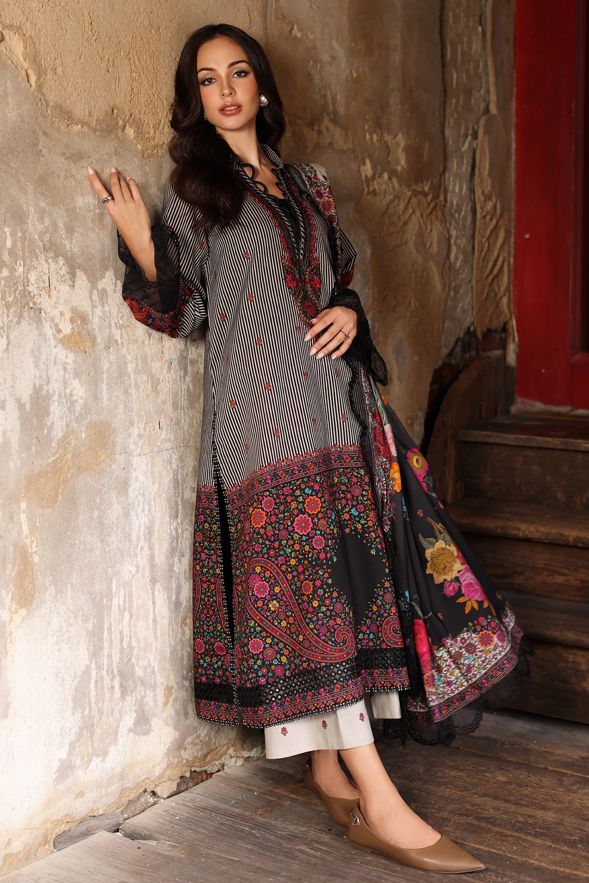Charizma aniq winter collection 3-pc unstitched embroidered linen collection anw7-12 Charizma Aniq Winter Collection 3-PC Unstitched Embroidered Linen Collection ANW7-12