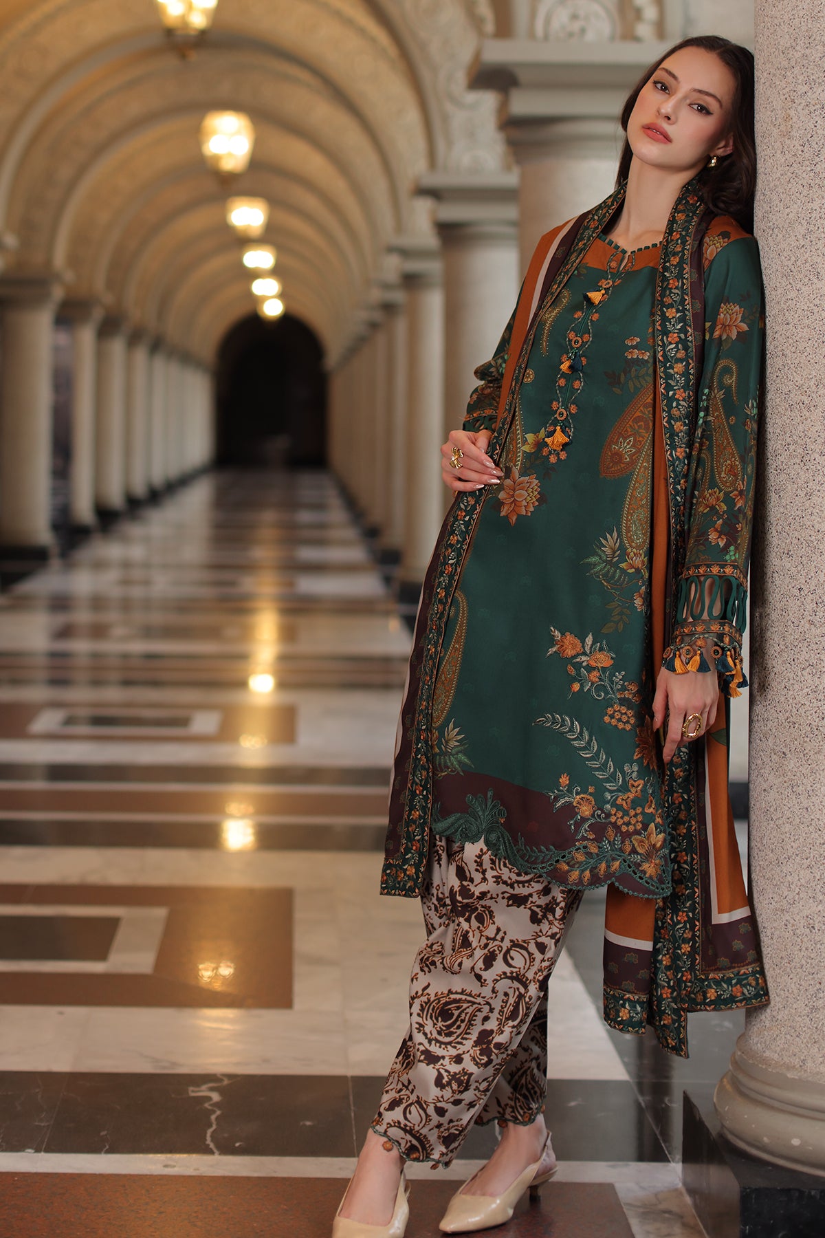 Charizma aniq winter collection 3-pc unstitched embroidered linen collection anw7-16– 29a4791 Charizma Aniq Winter Collection 3-PC Unstitched Embroidered Linen Collection ANW7-16– 29A4791