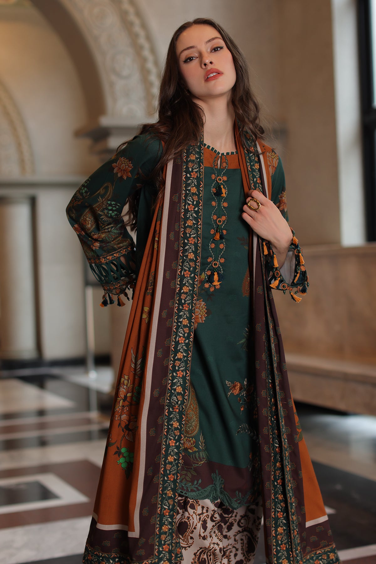 Charizma aniq winter collection 3-pc unstitched embroidered linen collection anw7-16– 29a4827 Charizma Aniq Winter Collection 3-PC Unstitched Embroidered Linen Collection ANW7-16– 29A4827