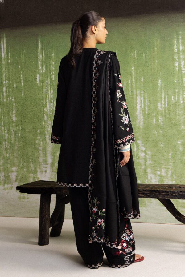 Coco by Zara Shahjahan Winter Unstitched 2026 NAIRANG-8A– alternate view Coco by Zara Shahjahan Winter Unstitched 2026 NAIRANG-8A– alternate view