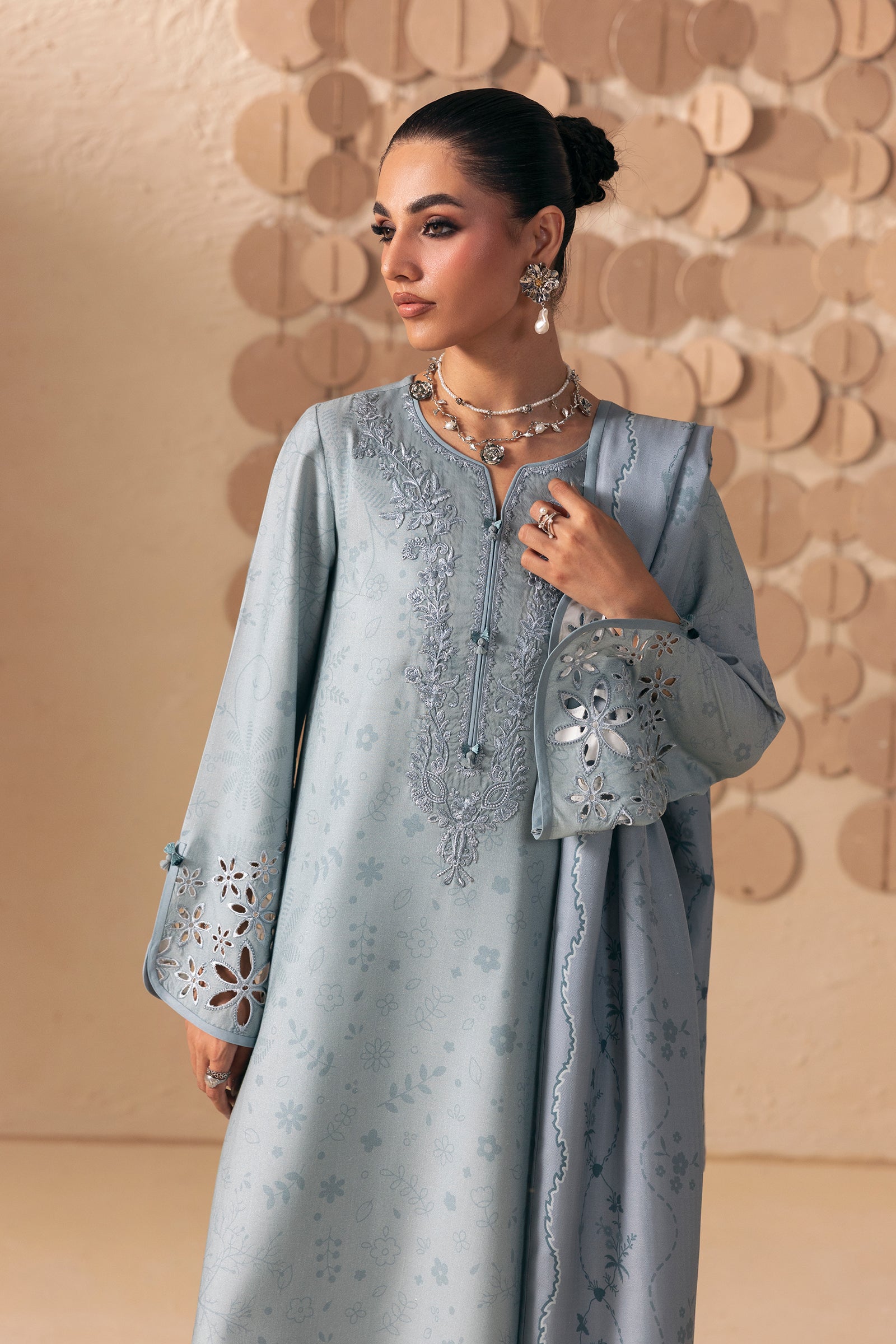 Qalamkar qprints winter 26 qpw-04 (a) oriana– detail view 3 Qalamkar QPrints Winter 26 QPW-04 (A) Oriana– detail view 3