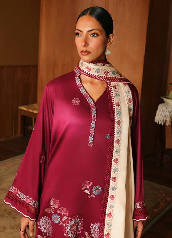 Image Winterkari 26 Merlot– alternate view Image Winterkari 26 Merlot– alternate view