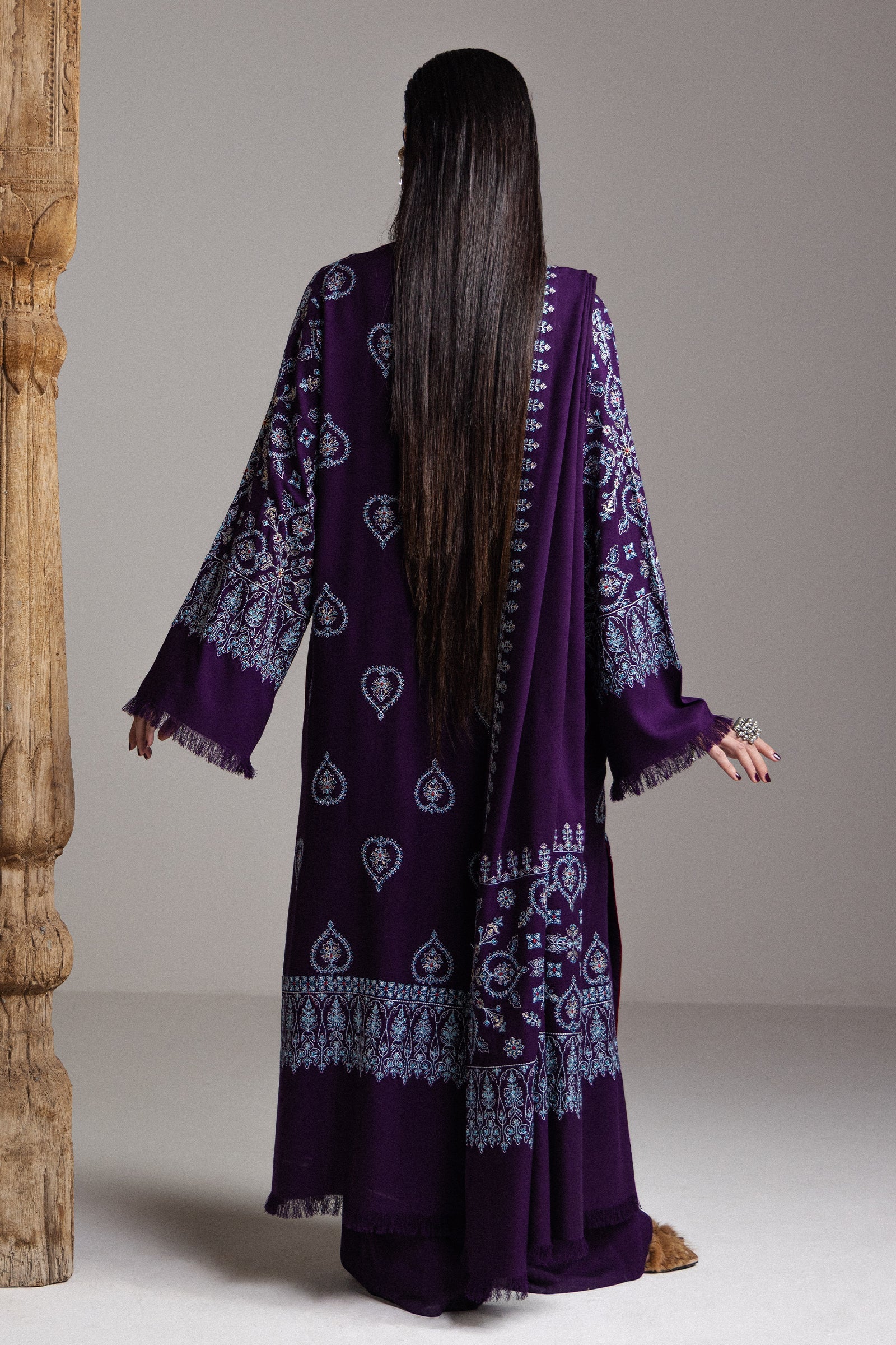 Zara shahjahan saraab winter unstitched banafsha-d10– detail view 2 Zara Shahjahan Saraab Winter Unstitched BANAFSHA-D10– detail view 2