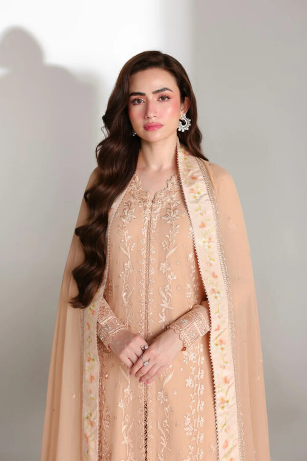 Azure ensembles cream dream– detail view 4 Azure Ensembles Cream Dream– detail view 4