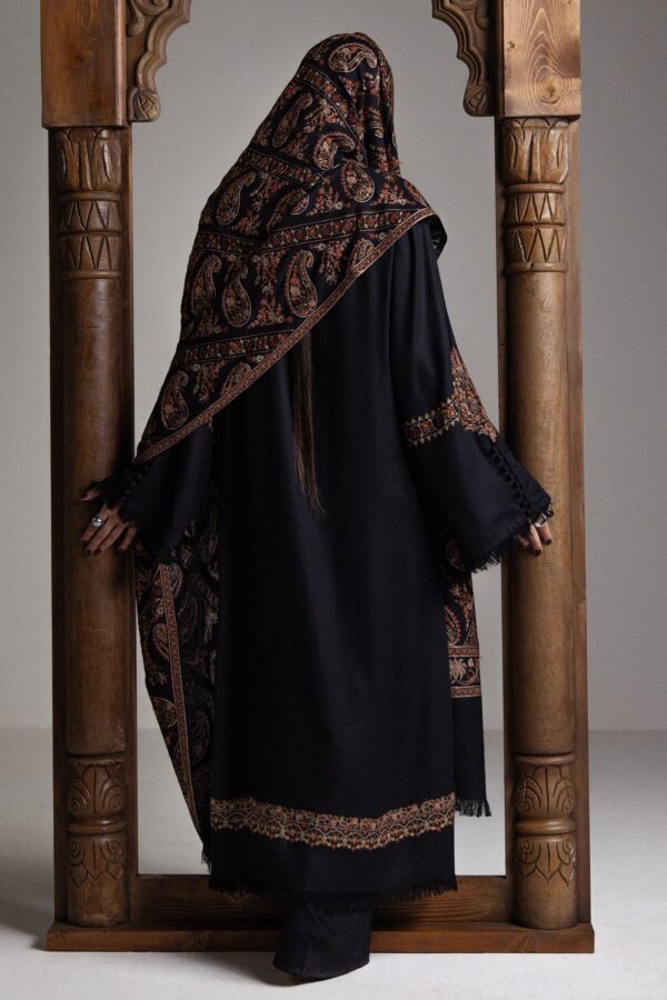Zara shahjahan saraab winter unstitched oud-d5– detail view 3 Zara Shahjahan Saraab Winter Unstitched OUD-D5– detail view 3