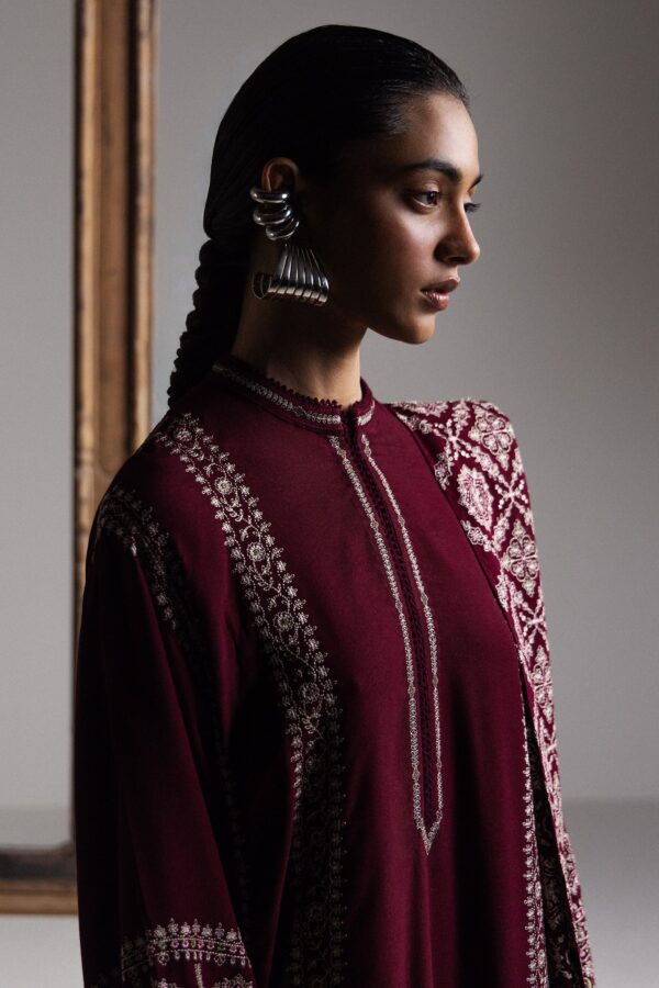 Zara shahjahan saraab winter unstitched mehrab-d3– detail view 3 Zara Shahjahan Saraab Winter Unstitched MEHRAB-D3– detail view 3