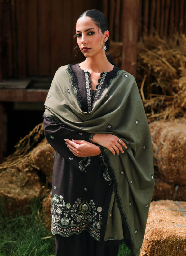 Image Winterkari 26 Evermist– alternate view Image Winterkari 26 Evermist– alternate view