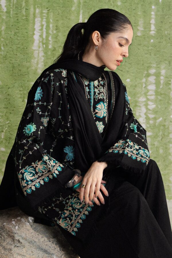 Coco by Zara Shahjahan Winter Unstitched 2026 TABASSUM-7B– detail view 4