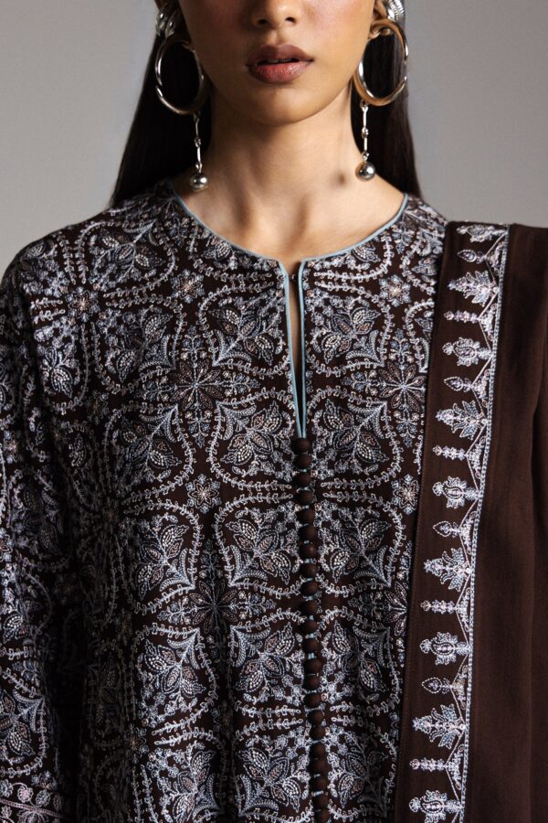 Zara shahjahan saraab winter unstitched aqeeq-d1– detail view 4 Zara Shahjahan Saraab Winter Unstitched AQEEQ-D1– detail view 4