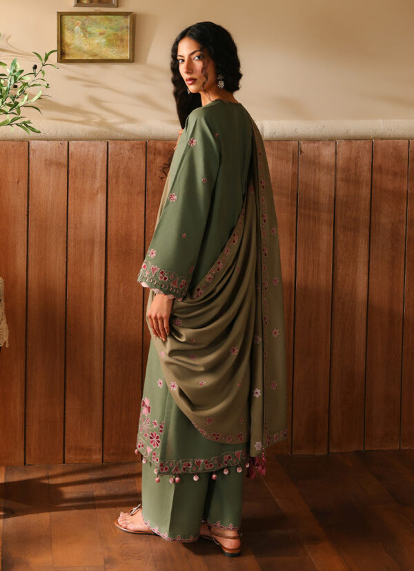 Image winterkari 26 olivehaze– detail view 5 Image Winterkari 26 Olivehaze– detail view 5