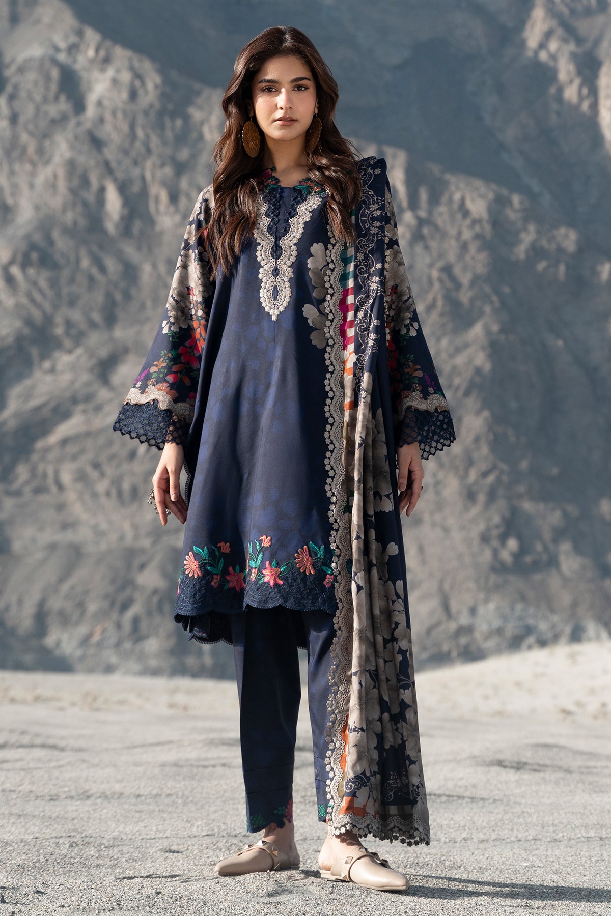 Charizma aniq winter collection 3-pc unstitched embroidered linen collection anw7-14 Charizma Aniq Winter Collection 3-PC Unstitched Embroidered Linen Collection ANW7-14