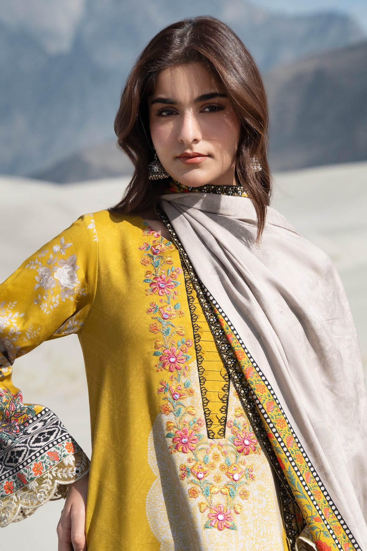 Charizma aniq winter collection 3-pc unstitched embroidered linen collection anw7-20– alternate view Charizma Aniq Winter Collection 3-PC Unstitched Embroidered Linen Collection ANW7-20– alternate view