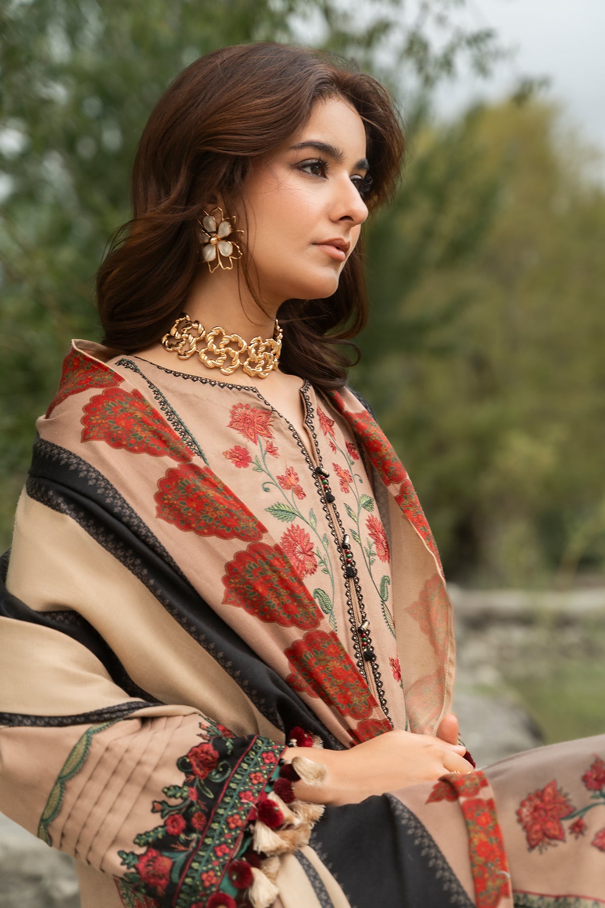 Charizma poshima collection 3-pc unstitched peach leather collection psw6-17– alternate view Charizma Poshima Collection 3-PC Unstitched Peach Leather Collection PSW6-17– alternate view