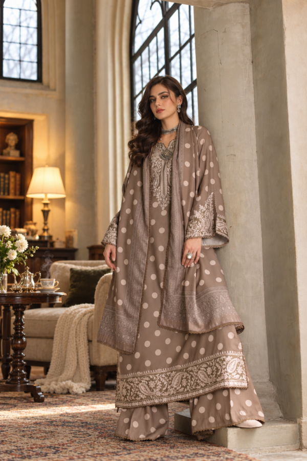 Noor by Saadia Asad Winter Embroidered Printskhas 26 D8 A - Polka Mose Gold Noor by Saadia Asad Winter Embroidered Printskhas 26 D8 A - Polka Mose Gold