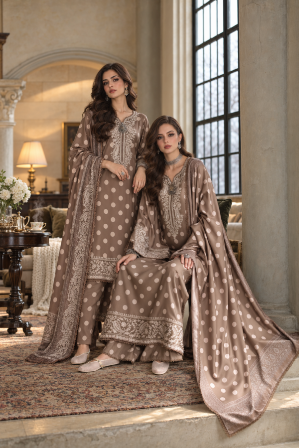 Noor by saadia asad winter embroidered printskhas 26 d8 a - polka mose gold– detail view 6 Noor by Saadia Asad Winter Embroidered Printskhas 26 D8 A - Polka Mose Gold– detail view 6
