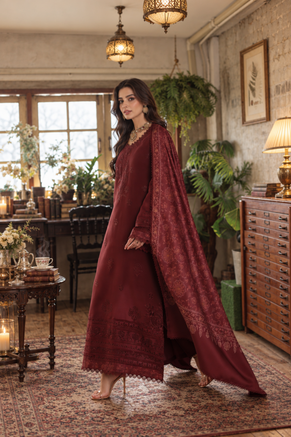 Noor by saadia asad winter embroidered printskhas 26 d3 b - mulberry haze– detail view 2 Noor by Saadia Asad Winter Embroidered Printskhas 26 D3 B - Mulberry Haze– detail view 2