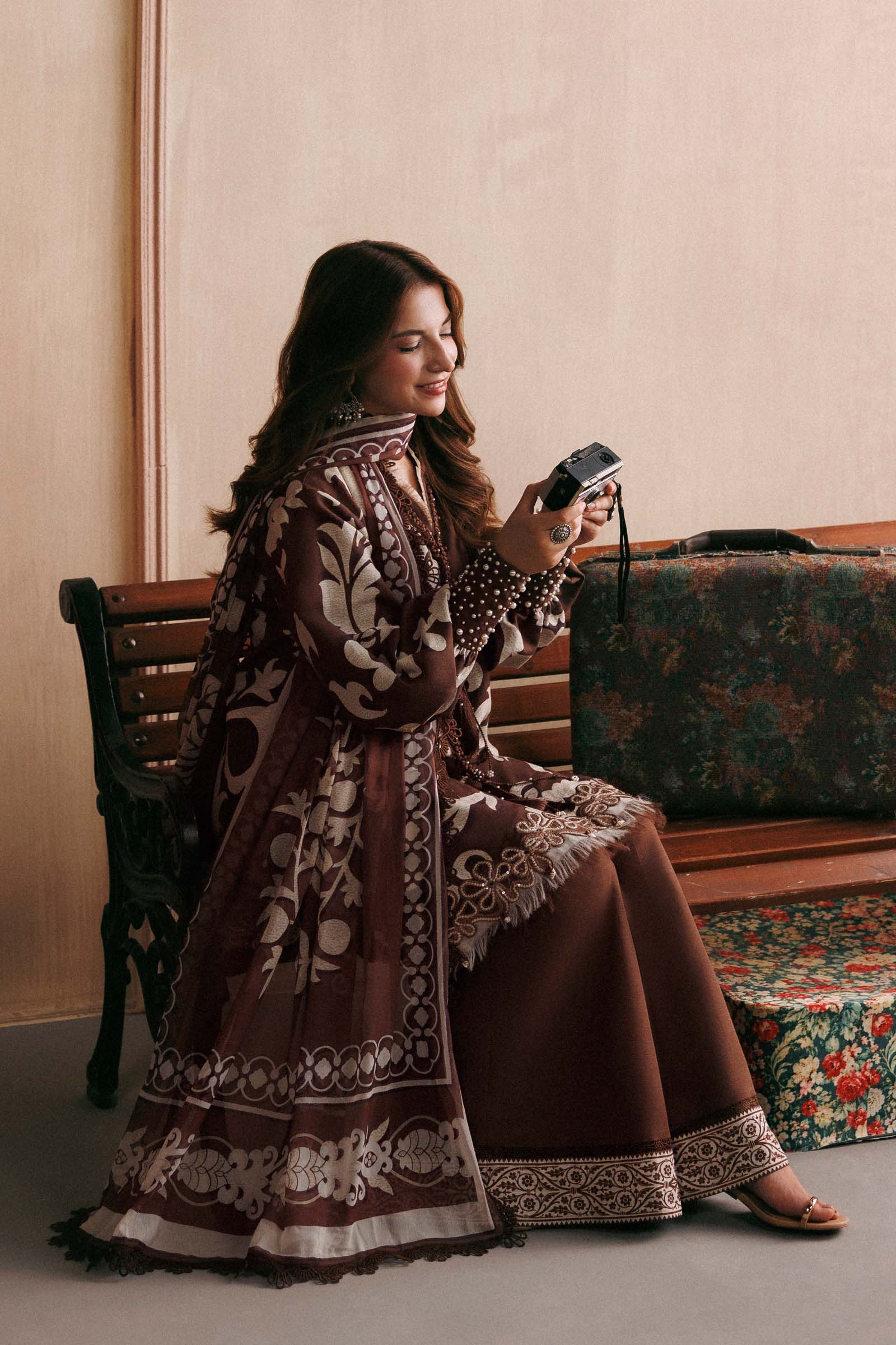 Mb-cusv15-04a-c M Basics Agla Station Winter 26 3 Pc Unstitched Embroidered Slub Khaddar Suit | MB-CUSV15-04A– MB-CUSV15-04A-c