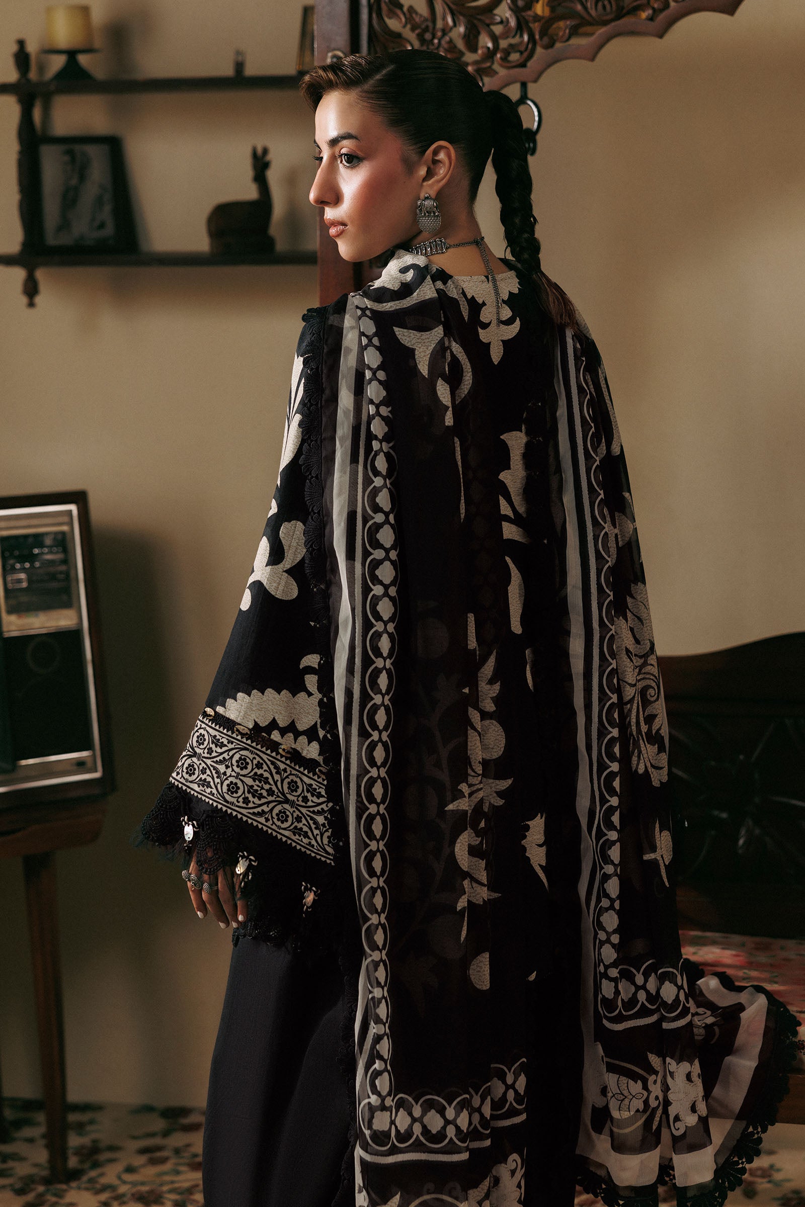 Mb-cusv15-04b-b M Basics Agla Station Winter 26 3 Pc Unstitched Embroidered Slub Khaddar Suit | MB-CUSV15-04B– MB-CUSV15-04B-b