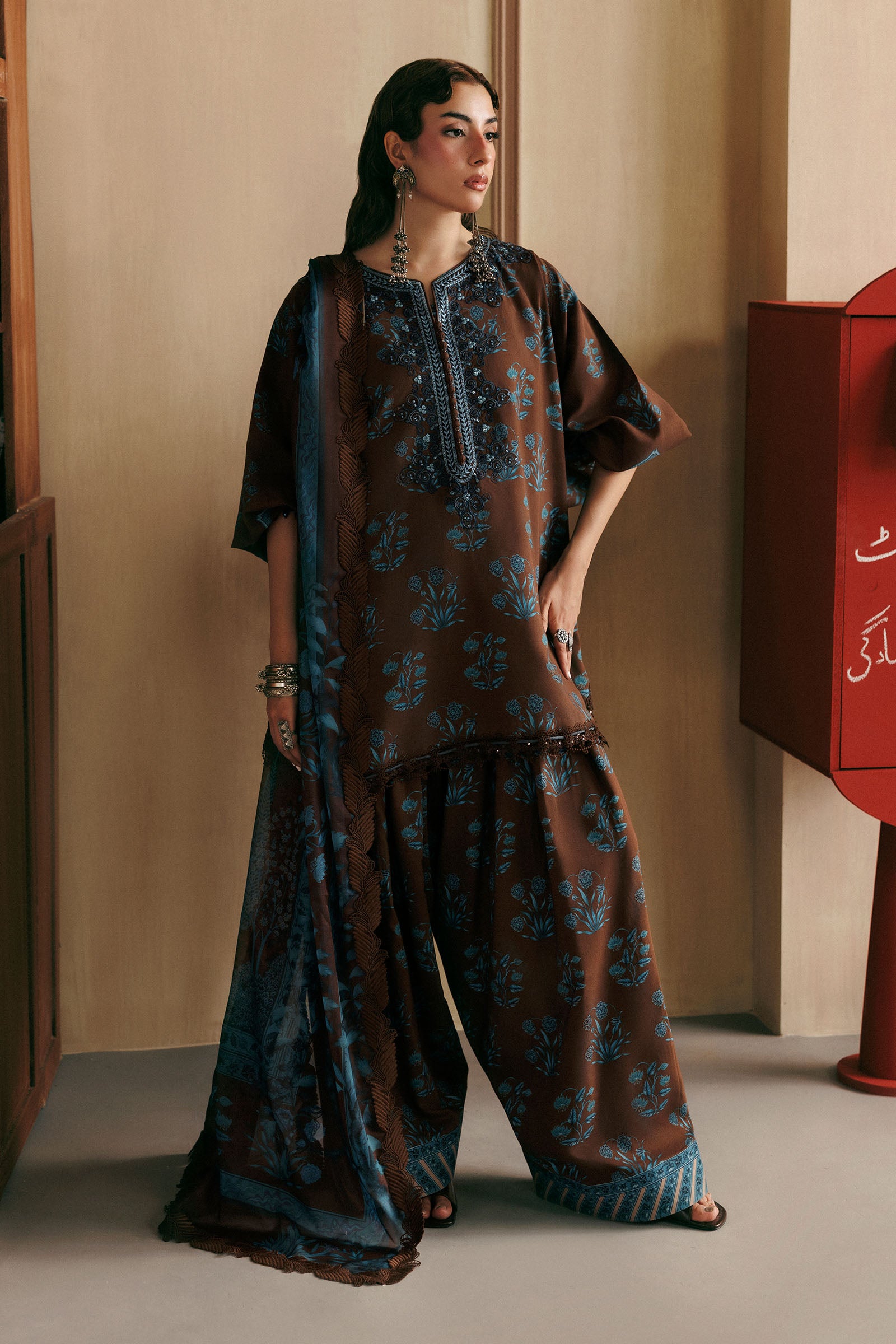 Mb-cusv15-12b-b M Basics Agla Station Winter 26 3 Pc Unstitched Embroidered Linen Suit | MB-CUSV15-12B– MB-CUSV15-12B-b