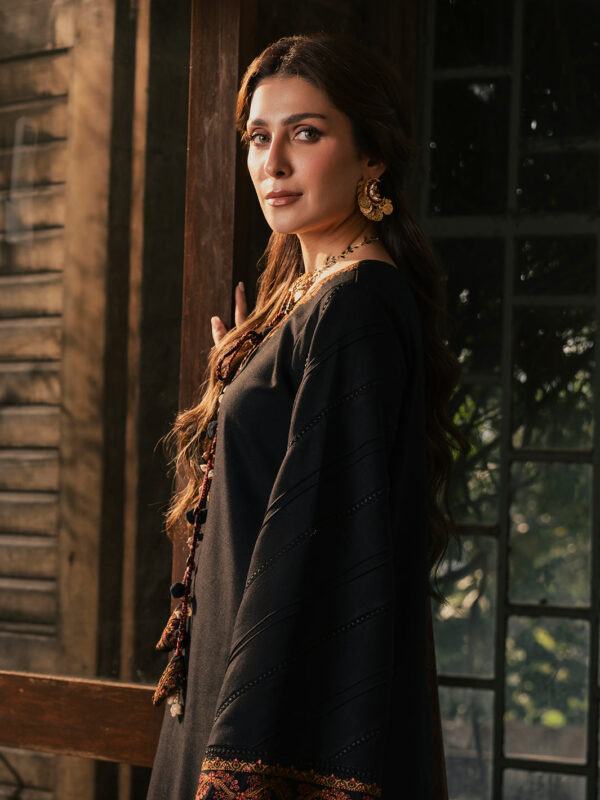 Izel Musafir Winter 26 RAMEEN - Image 8
