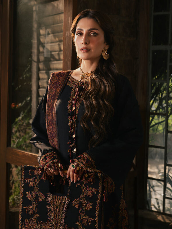Izel Musafir Winter 26 RAMEEN - Image 5