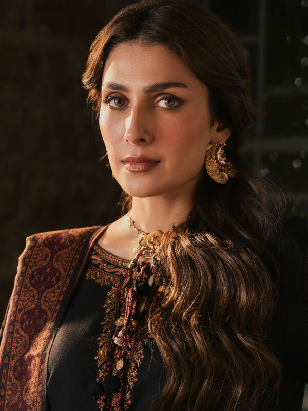 Izel Musafir Winter 26 RAMEEN - Image 6